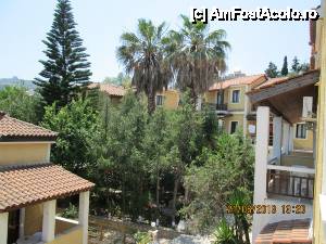 [P01] Complexul de vilute de la Mirabelle Hotel » foto by vivas71
 - 
<span class="allrVoted glyphicon glyphicon-heart hidden" id="av432374"></span>
<a class="m-l-10 hidden" id="sv432374" onclick="voting_Foto_DelVot(,432374,14409)" role="button">șterge vot <span class="glyphicon glyphicon-remove"></span></a>
<a id="v9432374" class=" c-red"  onclick="voting_Foto_SetVot(432374)" role="button"><span class="glyphicon glyphicon-heart-empty"></span> <b>LIKE</b> = Votează poza</a> <img class="hidden"  id="f432374W9" src="/imagini/loader.gif" border="0" /><span class="AjErrMes hidden" id="e432374ErM"></span>