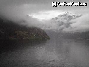 [P43] inca o raza de speranta » foto by grecudoina
 - 
<span class="allrVoted glyphicon glyphicon-heart hidden" id="av439366"></span>
<a class="m-l-10 hidden" id="sv439366" onclick="voting_Foto_DelVot(,439366,14438)" role="button">șterge vot <span class="glyphicon glyphicon-remove"></span></a>
<a id="v9439366" class=" c-red"  onclick="voting_Foto_SetVot(439366)" role="button"><span class="glyphicon glyphicon-heart-empty"></span> <b>LIKE</b> = Votează poza</a> <img class="hidden"  id="f439366W9" src="/imagini/loader.gif" border="0" /><span class="AjErrMes hidden" id="e439366ErM"></span>