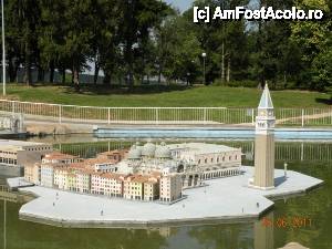 [P15] Parcul Minitalia - cele mai importante monumente ale Italiei in miniatura » foto by cdiana
 - 
<span class="allrVoted glyphicon glyphicon-heart hidden" id="av434085"></span>
<a class="m-l-10 hidden" id="sv434085" onclick="voting_Foto_DelVot(,434085,14453)" role="button">șterge vot <span class="glyphicon glyphicon-remove"></span></a>
<a id="v9434085" class=" c-red"  onclick="voting_Foto_SetVot(434085)" role="button"><span class="glyphicon glyphicon-heart-empty"></span> <b>LIKE</b> = Votează poza</a> <img class="hidden"  id="f434085W9" src="/imagini/loader.gif" border="0" /><span class="AjErrMes hidden" id="e434085ErM"></span>