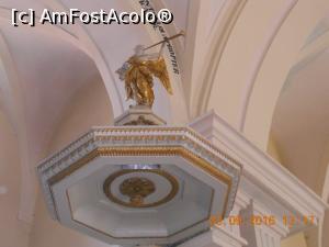 [P16] acoperişul Amvonului cu statuia aurită » foto by zlatna
 - 
<span class="allrVoted glyphicon glyphicon-heart hidden" id="av819325"></span>
<a class="m-l-10 hidden" id="sv819325" onclick="voting_Foto_DelVot(,819325,14490)" role="button">șterge vot <span class="glyphicon glyphicon-remove"></span></a>
<a id="v9819325" class=" c-red"  onclick="voting_Foto_SetVot(819325)" role="button"><span class="glyphicon glyphicon-heart-empty"></span> <b>LIKE</b> = Votează poza</a> <img class="hidden"  id="f819325W9" src="/imagini/loader.gif" border="0" /><span class="AjErrMes hidden" id="e819325ErM"></span>