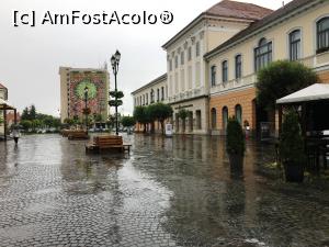 [P22] Centru Sf Gheorghe-zonă pietonală asediată d ploaie » foto by AZE
 - 
<span class="allrVoted glyphicon glyphicon-heart hidden" id="av1330199"></span>
<a class="m-l-10 hidden" id="sv1330199" onclick="voting_Foto_DelVot(,1330199,14513)" role="button">șterge vot <span class="glyphicon glyphicon-remove"></span></a>
<a id="v91330199" class=" c-red"  onclick="voting_Foto_SetVot(1330199)" role="button"><span class="glyphicon glyphicon-heart-empty"></span> <b>LIKE</b> = Votează poza</a> <img class="hidden"  id="f1330199W9" src="/imagini/loader.gif" border="0" /><span class="AjErrMes hidden" id="e1330199ErM"></span>