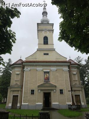 [P31] biserica Sf Iosif » foto by AZE
 - 
<span class="allrVoted glyphicon glyphicon-heart hidden" id="av1330208"></span>
<a class="m-l-10 hidden" id="sv1330208" onclick="voting_Foto_DelVot(,1330208,14513)" role="button">șterge vot <span class="glyphicon glyphicon-remove"></span></a>
<a id="v91330208" class=" c-red"  onclick="voting_Foto_SetVot(1330208)" role="button"><span class="glyphicon glyphicon-heart-empty"></span> <b>LIKE</b> = Votează poza</a> <img class="hidden"  id="f1330208W9" src="/imagini/loader.gif" border="0" /><span class="AjErrMes hidden" id="e1330208ErM"></span>