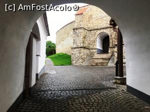 [P06] Poartă de intrare-cetate Sf Gheorghe » foto by AZE
 - 
<span class="allrVoted glyphicon glyphicon-heart hidden" id="av1330183"></span>
<a class="m-l-10 hidden" id="sv1330183" onclick="voting_Foto_DelVot(,1330183,14513)" role="button">șterge vot <span class="glyphicon glyphicon-remove"></span></a>
<a id="v91330183" class=" c-red"  onclick="voting_Foto_SetVot(1330183)" role="button"><span class="glyphicon glyphicon-heart-empty"></span> <b>LIKE</b> = Votează poza</a> <img class="hidden"  id="f1330183W9" src="/imagini/loader.gif" border="0" /><span class="AjErrMes hidden" id="e1330183ErM"></span>