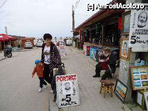 [P04] artist ambulant din Vama Veche » foto by marocanu21
 - 
<span class="allrVoted glyphicon glyphicon-heart hidden" id="av436555"></span>
<a class="m-l-10 hidden" id="sv436555" onclick="voting_Foto_DelVot(,436555,14525)" role="button">șterge vot <span class="glyphicon glyphicon-remove"></span></a>
<a id="v9436555" class=" c-red"  onclick="voting_Foto_SetVot(436555)" role="button"><span class="glyphicon glyphicon-heart-empty"></span> <b>LIKE</b> = Votează poza</a> <img class="hidden"  id="f436555W9" src="/imagini/loader.gif" border="0" /><span class="AjErrMes hidden" id="e436555ErM"></span>