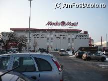 [P05] Shopping City Sud - cladirea MediaMarkt sau paradisul electronicelor » foto by danoradea
 - 
<span class="allrVoted glyphicon glyphicon-heart hidden" id="av39414"></span>
<a class="m-l-10 hidden" id="sv39414" onclick="voting_Foto_DelVot(,39414,14601)" role="button">șterge vot <span class="glyphicon glyphicon-remove"></span></a>
<a id="v939414" class=" c-red"  onclick="voting_Foto_SetVot(39414)" role="button"><span class="glyphicon glyphicon-heart-empty"></span> <b>LIKE</b> = Votează poza</a> <img class="hidden"  id="f39414W9" src="/imagini/loader.gif" border="0" /><span class="AjErrMes hidden" id="e39414ErM"></span>