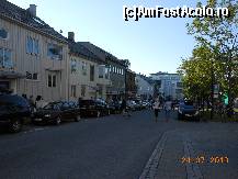 [P60] Bodø - Una din străzile oraşului.  » foto by iulianic
 - 
<span class="allrVoted glyphicon glyphicon-heart hidden" id="av485567"></span>
<a class="m-l-10 hidden" id="sv485567" onclick="voting_Foto_DelVot(,485567,14621)" role="button">șterge vot <span class="glyphicon glyphicon-remove"></span></a>
<a id="v9485567" class=" c-red"  onclick="voting_Foto_SetVot(485567)" role="button"><span class="glyphicon glyphicon-heart-empty"></span> <b>LIKE</b> = Votează poza</a> <img class="hidden"  id="f485567W9" src="/imagini/loader.gif" border="0" /><span class="AjErrMes hidden" id="e485567ErM"></span>
