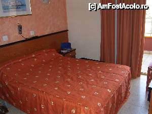 [P04] Imagini din camera de hotel » foto by Alina Roxana
 - 
<span class="allrVoted glyphicon glyphicon-heart hidden" id="av440474"></span>
<a class="m-l-10 hidden" id="sv440474" onclick="voting_Foto_DelVot(,440474,14632)" role="button">șterge vot <span class="glyphicon glyphicon-remove"></span></a>
<a id="v9440474" class=" c-red"  onclick="voting_Foto_SetVot(440474)" role="button"><span class="glyphicon glyphicon-heart-empty"></span> <b>LIKE</b> = Votează poza</a> <img class="hidden"  id="f440474W9" src="/imagini/loader.gif" border="0" /><span class="AjErrMes hidden" id="e440474ErM"></span>