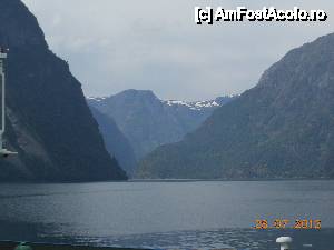 [P21] În drum spre Bergen - Cu 'Lady Elisabeth' în croazieră pe Sognefjord.  » foto by iulianic
 - 
<span class="allrVoted glyphicon glyphicon-heart hidden" id="av475136"></span>
<a class="m-l-10 hidden" id="sv475136" onclick="voting_Foto_DelVot(,475136,14660)" role="button">șterge vot <span class="glyphicon glyphicon-remove"></span></a>
<a id="v9475136" class=" c-red"  onclick="voting_Foto_SetVot(475136)" role="button"><span class="glyphicon glyphicon-heart-empty"></span> <b>LIKE</b> = Votează poza</a> <img class="hidden"  id="f475136W9" src="/imagini/loader.gif" border="0" /><span class="AjErrMes hidden" id="e475136ErM"></span>