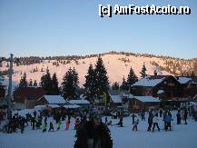 [P06] Partia Vartop- partia mare si cabana Vartop in dreapta » foto by luciaoradea
 - 
<span class="allrVoted glyphicon glyphicon-heart hidden" id="av188412"></span>
<a class="m-l-10 hidden" id="sv188412" onclick="voting_Foto_DelVot(,188412,14663)" role="button">șterge vot <span class="glyphicon glyphicon-remove"></span></a>
<a id="v9188412" class=" c-red"  onclick="voting_Foto_SetVot(188412)" role="button"><span class="glyphicon glyphicon-heart-empty"></span> <b>LIKE</b> = Votează poza</a> <img class="hidden"  id="f188412W9" src="/imagini/loader.gif" border="0" /><span class="AjErrMes hidden" id="e188412ErM"></span>