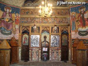 [P26] Imagine ce surprinde catapeteasma bisericii vechi de la Mănăstirea Sinaia.  » foto by Floryn81
 - 
<span class="allrVoted glyphicon glyphicon-heart hidden" id="av642889"></span>
<a class="m-l-10 hidden" id="sv642889" onclick="voting_Foto_DelVot(,642889,14696)" role="button">șterge vot <span class="glyphicon glyphicon-remove"></span></a>
<a id="v9642889" class=" c-red"  onclick="voting_Foto_SetVot(642889)" role="button"><span class="glyphicon glyphicon-heart-empty"></span> <b>LIKE</b> = Votează poza</a> <img class="hidden"  id="f642889W9" src="/imagini/loader.gif" border="0" /><span class="AjErrMes hidden" id="e642889ErM"></span>