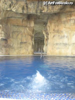 [P13] Aqua Rock Spa, e-o confruntare intre galagia apei si tacerea pietrei » foto by dorgo
 - 
<span class="allrVoted glyphicon glyphicon-heart hidden" id="av443256"></span>
<a class="m-l-10 hidden" id="sv443256" onclick="voting_Foto_DelVot(,443256,14708)" role="button">șterge vot <span class="glyphicon glyphicon-remove"></span></a>
<a id="v9443256" class=" c-red"  onclick="voting_Foto_SetVot(443256)" role="button"><span class="glyphicon glyphicon-heart-empty"></span> <b>LIKE</b> = Votează poza</a> <img class="hidden"  id="f443256W9" src="/imagini/loader.gif" border="0" /><span class="AjErrMes hidden" id="e443256ErM"></span>
