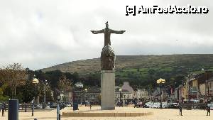 [P02] Nu e Isus si nu e nici Rio; e Brendan the Navigator in Bantry » foto by DanCld
 - 
<span class="allrVoted glyphicon glyphicon-heart hidden" id="av480837"></span>
<a class="m-l-10 hidden" id="sv480837" onclick="voting_Foto_DelVot(,480837,14774)" role="button">șterge vot <span class="glyphicon glyphicon-remove"></span></a>
<a id="v9480837" class=" c-red"  onclick="voting_Foto_SetVot(480837)" role="button"><span class="glyphicon glyphicon-heart-empty"></span> <b>LIKE</b> = Votează poza</a> <img class="hidden"  id="f480837W9" src="/imagini/loader.gif" border="0" /><span class="AjErrMes hidden" id="e480837ErM"></span>