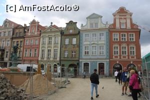 [P36] Poznań, Stary Rynek (Piața Veche), Fontanna Neptunem (Fântâna Neptun) în stânga » foto by mprofeanu
 - 
<span class="allrVoted glyphicon glyphicon-heart hidden" id="av1373409"></span>
<a class="m-l-10 hidden" id="sv1373409" onclick="voting_Foto_DelVot(,1373409,14982)" role="button">șterge vot <span class="glyphicon glyphicon-remove"></span></a>
<a id="v91373409" class=" c-red"  onclick="voting_Foto_SetVot(1373409)" role="button"><span class="glyphicon glyphicon-heart-empty"></span> <b>LIKE</b> = Votează poza</a> <img class="hidden"  id="f1373409W9" src="/imagini/loader.gif" border="0" /><span class="AjErrMes hidden" id="e1373409ErM"></span>