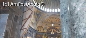 [P50] Agia Sofia - interiorul » foto by Carmen Ion
 - 
<span class="allrVoted glyphicon glyphicon-heart hidden" id="av1508542"></span>
<a class="m-l-10 hidden" id="sv1508542" onclick="voting_Foto_DelVot(,1508542,14995)" role="button">șterge vot <span class="glyphicon glyphicon-remove"></span></a>
<a id="v91508542" class=" c-red"  onclick="voting_Foto_SetVot(1508542)" role="button"><span class="glyphicon glyphicon-heart-empty"></span> <b>LIKE</b> = Votează poza</a> <img class="hidden"  id="f1508542W9" src="/imagini/loader.gif" border="0" /><span class="AjErrMes hidden" id="e1508542ErM"></span>