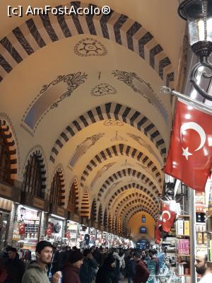 [P21] Prin Bazar » foto by adrianbogdan
 - 
<span class="allrVoted glyphicon glyphicon-heart hidden" id="av1162527"></span>
<a class="m-l-10 hidden" id="sv1162527" onclick="voting_Foto_DelVot(,1162527,14995)" role="button">șterge vot <span class="glyphicon glyphicon-remove"></span></a>
<a id="v91162527" class=" c-red"  onclick="voting_Foto_SetVot(1162527)" role="button"><span class="glyphicon glyphicon-heart-empty"></span> <b>LIKE</b> = Votează poza</a> <img class="hidden"  id="f1162527W9" src="/imagini/loader.gif" border="0" /><span class="AjErrMes hidden" id="e1162527ErM"></span>