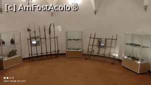 [P14] Sala armelor din muzeu » foto by Pușcașu Marin
 - 
<span class="allrVoted glyphicon glyphicon-heart hidden" id="av1530324"></span>
<a class="m-l-10 hidden" id="sv1530324" onclick="voting_Foto_DelVot(,1530324,15092)" role="button">șterge vot <span class="glyphicon glyphicon-remove"></span></a>
<a id="v91530324" class=" c-red"  onclick="voting_Foto_SetVot(1530324)" role="button"><span class="glyphicon glyphicon-heart-empty"></span> <b>LIKE</b> = Votează poza</a> <img class="hidden"  id="f1530324W9" src="/imagini/loader.gif" border="0" /><span class="AjErrMes hidden" id="e1530324ErM"></span>
