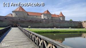 [P02] Podul nordic peste șanțul cu apă al Cetății » foto by Pușcașu Marin
 - 
<span class="allrVoted glyphicon glyphicon-heart hidden" id="av1530312"></span>
<a class="m-l-10 hidden" id="sv1530312" onclick="voting_Foto_DelVot(,1530312,15092)" role="button">șterge vot <span class="glyphicon glyphicon-remove"></span></a>
<a id="v91530312" class=" c-red"  onclick="voting_Foto_SetVot(1530312)" role="button"><span class="glyphicon glyphicon-heart-empty"></span> <b>LIKE</b> = Votează poza</a> <img class="hidden"  id="f1530312W9" src="/imagini/loader.gif" border="0" /><span class="AjErrMes hidden" id="e1530312ErM"></span>
