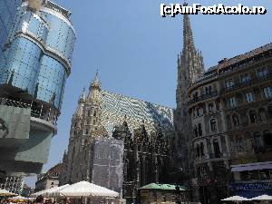 [P08] Viena - Stephansdom, Catedrala Sf. Ștefan.  » foto by iulianic
 - 
<span class="allrVoted glyphicon glyphicon-heart hidden" id="av698861"></span>
<a class="m-l-10 hidden" id="sv698861" onclick="voting_Foto_DelVot(,698861,15241)" role="button">șterge vot <span class="glyphicon glyphicon-remove"></span></a>
<a id="v9698861" class=" c-red"  onclick="voting_Foto_SetVot(698861)" role="button"><span class="glyphicon glyphicon-heart-empty"></span> <b>LIKE</b> = Votează poza</a> <img class="hidden"  id="f698861W9" src="/imagini/loader.gif" border="0" /><span class="AjErrMes hidden" id="e698861ErM"></span>