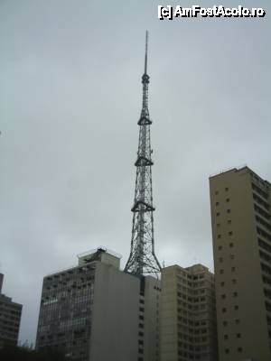 [P16] Avenida Paulista - Turnuri de telecomunicatii pe blocuri » foto by iib
 - 
<span class="allrVoted glyphicon glyphicon-heart hidden" id="av463959"></span>
<a class="m-l-10 hidden" id="sv463959" onclick="voting_Foto_DelVot(,463959,15313)" role="button">șterge vot <span class="glyphicon glyphicon-remove"></span></a>
<a id="v9463959" class=" c-red"  onclick="voting_Foto_SetVot(463959)" role="button"><span class="glyphicon glyphicon-heart-empty"></span> <b>LIKE</b> = Votează poza</a> <img class="hidden"  id="f463959W9" src="/imagini/loader.gif" border="0" /><span class="AjErrMes hidden" id="e463959ErM"></span>