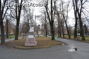 [P13] Alt parc si zona de agrement de langa zidul de aparare exterior » foto by AZE
 - 
<span class="allrVoted glyphicon glyphicon-heart hidden" id="av834631"></span>
<a class="m-l-10 hidden" id="sv834631" onclick="voting_Foto_DelVot(,834631,15371)" role="button">șterge vot <span class="glyphicon glyphicon-remove"></span></a>
<a id="v9834631" class=" c-red"  onclick="voting_Foto_SetVot(834631)" role="button"><span class="glyphicon glyphicon-heart-empty"></span> <b>LIKE</b> = Votează poza</a> <img class="hidden"  id="f834631W9" src="/imagini/loader.gif" border="0" /><span class="AjErrMes hidden" id="e834631ErM"></span>