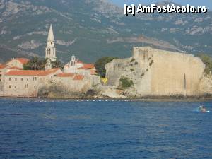 [P18] Budva, orașul vechi.  » foto by ipmina
 - 
<span class="allrVoted glyphicon glyphicon-heart hidden" id="av467404"></span>
<a class="m-l-10 hidden" id="sv467404" onclick="voting_Foto_DelVot(,467404,15391)" role="button">șterge vot <span class="glyphicon glyphicon-remove"></span></a>
<a id="v9467404" class=" c-red"  onclick="voting_Foto_SetVot(467404)" role="button"><span class="glyphicon glyphicon-heart-empty"></span> <b>LIKE</b> = Votează poza</a> <img class="hidden"  id="f467404W9" src="/imagini/loader.gif" border="0" /><span class="AjErrMes hidden" id="e467404ErM"></span>