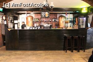 [P27] Iași, Hotel Zimbru, Barul nu prea era căutat dimineața » foto by mprofeanu
 - 
<span class="allrVoted glyphicon glyphicon-heart hidden" id="av1131647"></span>
<a class="m-l-10 hidden" id="sv1131647" onclick="voting_Foto_DelVot(,1131647,15436)" role="button">șterge vot <span class="glyphicon glyphicon-remove"></span></a>
<a id="v91131647" class=" c-red"  onclick="voting_Foto_SetVot(1131647)" role="button"><span class="glyphicon glyphicon-heart-empty"></span> <b>LIKE</b> = Votează poza</a> <img class="hidden"  id="f1131647W9" src="/imagini/loader.gif" border="0" /><span class="AjErrMes hidden" id="e1131647ErM"></span>