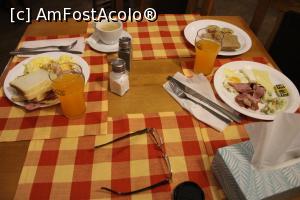 [P29] Iași, Hotel Zimbru, Micul nostru dejun » foto by mprofeanu
 - 
<span class="allrVoted glyphicon glyphicon-heart hidden" id="av1131649"></span>
<a class="m-l-10 hidden" id="sv1131649" onclick="voting_Foto_DelVot(,1131649,15436)" role="button">șterge vot <span class="glyphicon glyphicon-remove"></span></a>
<a id="v91131649" class=" c-red"  onclick="voting_Foto_SetVot(1131649)" role="button"><span class="glyphicon glyphicon-heart-empty"></span> <b>LIKE</b> = Votează poza</a> <img class="hidden"  id="f1131649W9" src="/imagini/loader.gif" border="0" /><span class="AjErrMes hidden" id="e1131649ErM"></span>