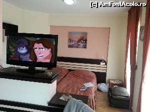 [P04] amplasarea nefericita a televizorului, in spate ''dormitorul'' » foto by Dan&Ema
 - 
<span class="allrVoted glyphicon glyphicon-heart hidden" id="av556615"></span>
<a class="m-l-10 hidden" id="sv556615" onclick="voting_Foto_DelVot(,556615,15436)" role="button">șterge vot <span class="glyphicon glyphicon-remove"></span></a>
<a id="v9556615" class=" c-red"  onclick="voting_Foto_SetVot(556615)" role="button"><span class="glyphicon glyphicon-heart-empty"></span> <b>LIKE</b> = Votează poza</a> <img class="hidden"  id="f556615W9" src="/imagini/loader.gif" border="0" /><span class="AjErrMes hidden" id="e556615ErM"></span>