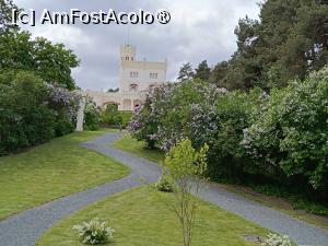 [P41] Oslo, Oscarshall văzut din parc și minunea de flori » foto by mprofeanu
 - 
<span class="allrVoted glyphicon glyphicon-heart hidden" id="av1523579"></span>
<a class="m-l-10 hidden" id="sv1523579" onclick="voting_Foto_DelVot(,1523579,15474)" role="button">șterge vot <span class="glyphicon glyphicon-remove"></span></a>
<a id="v91523579" class=" c-red"  onclick="voting_Foto_SetVot(1523579)" role="button"><span class="glyphicon glyphicon-heart-empty"></span> <b>LIKE</b> = Votează poza</a> <img class="hidden"  id="f1523579W9" src="/imagini/loader.gif" border="0" /><span class="AjErrMes hidden" id="e1523579ErM"></span>