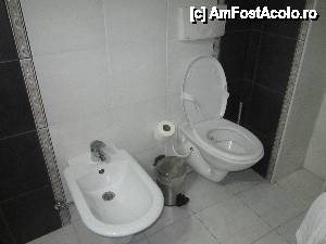 [P08] WC-ul si bideul » foto by Clotilde
 - 
<span class="allrVoted glyphicon glyphicon-heart hidden" id="av482096"></span>
<a class="m-l-10 hidden" id="sv482096" onclick="voting_Foto_DelVot(,482096,15714)" role="button">șterge vot <span class="glyphicon glyphicon-remove"></span></a>
<a id="v9482096" class=" c-red"  onclick="voting_Foto_SetVot(482096)" role="button"><span class="glyphicon glyphicon-heart-empty"></span> <b>LIKE</b> = Votează poza</a> <img class="hidden"  id="f482096W9" src="/imagini/loader.gif" border="0" /><span class="AjErrMes hidden" id="e482096ErM"></span>