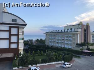 [P03] Vedere inspre mare din camera hotelului Oz Premium. In stanga si dreapta sunt cladirile resortului Adalya » foto by adynutza26
 - 
<span class="allrVoted glyphicon glyphicon-heart hidden" id="av1082820"></span>
<a class="m-l-10 hidden" id="sv1082820" onclick="voting_Foto_DelVot(,1082820,15945)" role="button">șterge vot <span class="glyphicon glyphicon-remove"></span></a>
<a id="v91082820" class=" c-red"  onclick="voting_Foto_SetVot(1082820)" role="button"><span class="glyphicon glyphicon-heart-empty"></span> <b>LIKE</b> = Votează poza</a> <img class="hidden"  id="f1082820W9" src="/imagini/loader.gif" border="0" /><span class="AjErrMes hidden" id="e1082820ErM"></span>