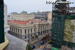 [P09] Clădirea Teatrului Național văzută din camera de hotel.  » foto by Ioan Raita
 - 
<span class="allrVoted glyphicon glyphicon-heart hidden" id="av621885"></span>
<a class="m-l-10 hidden" id="sv621885" onclick="voting_Foto_DelVot(,621885,15955)" role="button">șterge vot <span class="glyphicon glyphicon-remove"></span></a>
<a id="v9621885" class=" c-red"  onclick="voting_Foto_SetVot(621885)" role="button"><span class="glyphicon glyphicon-heart-empty"></span> <b>LIKE</b> = Votează poza</a> <img class="hidden"  id="f621885W9" src="/imagini/loader.gif" border="0" /><span class="AjErrMes hidden" id="e621885ErM"></span>