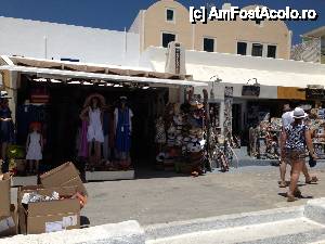 [P13] Magazinele din Oia » foto by Xla
 - 
<span class="allrVoted glyphicon glyphicon-heart hidden" id="av450838"></span>
<a class="m-l-10 hidden" id="sv450838" onclick="voting_Foto_DelVot(,450838,16213)" role="button">șterge vot <span class="glyphicon glyphicon-remove"></span></a>
<a id="v9450838" class=" c-red"  onclick="voting_Foto_SetVot(450838)" role="button"><span class="glyphicon glyphicon-heart-empty"></span> <b>LIKE</b> = Votează poza</a> <img class="hidden"  id="f450838W9" src="/imagini/loader.gif" border="0" /><span class="AjErrMes hidden" id="e450838ErM"></span>