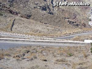 [P04] Soseaua serpuitoare sau 'transsantorinianul', cum l-am botezat eu » foto by corinka
 - 
<span class="allrVoted glyphicon glyphicon-heart hidden" id="av456938"></span>
<a class="m-l-10 hidden" id="sv456938" onclick="voting_Foto_DelVot(,456938,16213)" role="button">șterge vot <span class="glyphicon glyphicon-remove"></span></a>
<a id="v9456938" class=" c-red"  onclick="voting_Foto_SetVot(456938)" role="button"><span class="glyphicon glyphicon-heart-empty"></span> <b>LIKE</b> = Votează poza</a> <img class="hidden"  id="f456938W9" src="/imagini/loader.gif" border="0" /><span class="AjErrMes hidden" id="e456938ErM"></span>