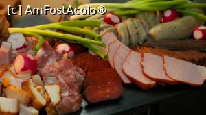 [P30] Pomana porcului » foto by pepsi70ro
 - 
<span class="allrVoted glyphicon glyphicon-heart hidden" id="av1513204"></span>
<a class="m-l-10 hidden" id="sv1513204" onclick="voting_Foto_DelVot(,1513204,16293)" role="button">șterge vot <span class="glyphicon glyphicon-remove"></span></a>
<a id="v91513204" class=" c-red"  onclick="voting_Foto_SetVot(1513204)" role="button"><span class="glyphicon glyphicon-heart-empty"></span> <b>LIKE</b> = Votează poza</a> <img class="hidden"  id="f1513204W9" src="/imagini/loader.gif" border="0" /><span class="AjErrMes hidden" id="e1513204ErM"></span>