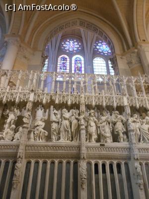 [P37] Chartres - Catedrala Notre-Dame de Chartres. Interior. » foto by iulianic
 - 
<span class="allrVoted glyphicon glyphicon-heart hidden" id="av1441146"></span>
<a class="m-l-10 hidden" id="sv1441146" onclick="voting_Foto_DelVot(,1441146,16471)" role="button">șterge vot <span class="glyphicon glyphicon-remove"></span></a>
<a id="v91441146" class=" c-red"  onclick="voting_Foto_SetVot(1441146)" role="button"><span class="glyphicon glyphicon-heart-empty"></span> <b>LIKE</b> = Votează poza</a> <img class="hidden"  id="f1441146W9" src="/imagini/loader.gif" border="0" /><span class="AjErrMes hidden" id="e1441146ErM"></span>