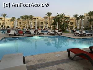 [P56] Rixos Sharm - O alegere excelentă - Oasis Pool » foto by nicole33
 - 
<span class="allrVoted glyphicon glyphicon-heart hidden" id="av1235483"></span>
<a class="m-l-10 hidden" id="sv1235483" onclick="voting_Foto_DelVot(,1235483,16490)" role="button">șterge vot <span class="glyphicon glyphicon-remove"></span></a>
<a id="v91235483" class=" c-red"  onclick="voting_Foto_SetVot(1235483)" role="button"><span class="glyphicon glyphicon-heart-empty"></span> <b>LIKE</b> = Votează poza</a> <img class="hidden"  id="f1235483W9" src="/imagini/loader.gif" border="0" /><span class="AjErrMes hidden" id="e1235483ErM"></span>