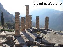 [P02] Coloanele de la templul lui Apollo - poza luata de undeva de mai sus, pe drumul spre amfiteatru » foto by Daniel trezitu
 - 
<span class="allrVoted glyphicon glyphicon-heart hidden" id="av5556"></span>
<a class="m-l-10 hidden" id="sv5556" onclick="voting_Foto_DelVot(,5556,16497)" role="button">șterge vot <span class="glyphicon glyphicon-remove"></span></a>
<a id="v95556" class=" c-red"  onclick="voting_Foto_SetVot(5556)" role="button"><span class="glyphicon glyphicon-heart-empty"></span> <b>LIKE</b> = Votează poza</a> <img class="hidden"  id="f5556W9" src="/imagini/loader.gif" border="0" /><span class="AjErrMes hidden" id="e5556ErM"></span>