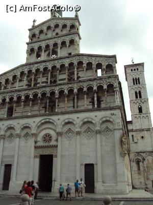 [P14] San Michele in Foro, cu statuia arhanghelului Mihail în vârf.  » foto by Carmen Ion
 - 
<span class="allrVoted glyphicon glyphicon-heart hidden" id="av845413"></span>
<a class="m-l-10 hidden" id="sv845413" onclick="voting_Foto_DelVot(,845413,16529)" role="button">șterge vot <span class="glyphicon glyphicon-remove"></span></a>
<a id="v9845413" class=" c-red"  onclick="voting_Foto_SetVot(845413)" role="button"><span class="glyphicon glyphicon-heart-empty"></span> <b>LIKE</b> = Votează poza</a> <img class="hidden"  id="f845413W9" src="/imagini/loader.gif" border="0" /><span class="AjErrMes hidden" id="e845413ErM"></span>