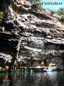 [P03] Melissani- O imagine reprezentativa a pesterii. se poate vedea pestera si lacul si din balconasul de sus » foto by bitnic
 - 
<span class="allrVoted glyphicon glyphicon-heart hidden" id="av52430"></span>
<a class="m-l-10 hidden" id="sv52430" onclick="voting_Foto_DelVot(,52430,16617)" role="button">șterge vot <span class="glyphicon glyphicon-remove"></span></a>
<a id="v952430" class=" c-red"  onclick="voting_Foto_SetVot(52430)" role="button"><span class="glyphicon glyphicon-heart-empty"></span> <b>LIKE</b> = Votează poza</a> <img class="hidden"  id="f52430W9" src="/imagini/loader.gif" border="0" /><span class="AjErrMes hidden" id="e52430ErM"></span>