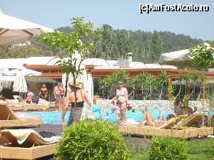 [P15] Skiathos Princess - piscina » foto by Andox
 - 
<span class="allrVoted glyphicon glyphicon-heart hidden" id="av518471"></span>
<a class="m-l-10 hidden" id="sv518471" onclick="voting_Foto_DelVot(,518471,16634)" role="button">șterge vot <span class="glyphicon glyphicon-remove"></span></a>
<a id="v9518471" class=" c-red"  onclick="voting_Foto_SetVot(518471)" role="button"><span class="glyphicon glyphicon-heart-empty"></span> <b>LIKE</b> = Votează poza</a> <img class="hidden"  id="f518471W9" src="/imagini/loader.gif" border="0" /><span class="AjErrMes hidden" id="e518471ErM"></span>