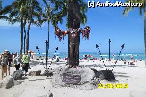 [P02] Waikiki statuia lui Duke Kahanamoku si placa lui de surf » foto by delia58
 - 
<span class="allrVoted glyphicon glyphicon-heart hidden" id="av519781"></span>
<a class="m-l-10 hidden" id="sv519781" onclick="voting_Foto_DelVot(,519781,16658)" role="button">șterge vot <span class="glyphicon glyphicon-remove"></span></a>
<a id="v9519781" class=" c-red"  onclick="voting_Foto_SetVot(519781)" role="button"><span class="glyphicon glyphicon-heart-empty"></span> <b>LIKE</b> = Votează poza</a> <img class="hidden"  id="f519781W9" src="/imagini/loader.gif" border="0" /><span class="AjErrMes hidden" id="e519781ErM"></span>