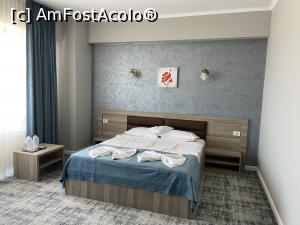 [P10] Hotel Agapi Mamaia - camera mea » foto by nicole33
 - 
<span class="allrVoted glyphicon glyphicon-heart hidden" id="av1325122"></span>
<a class="m-l-10 hidden" id="sv1325122" onclick="voting_Foto_DelVot(,1325122,16708)" role="button">șterge vot <span class="glyphicon glyphicon-remove"></span></a>
<a id="v91325122" class=" c-red"  onclick="voting_Foto_SetVot(1325122)" role="button"><span class="glyphicon glyphicon-heart-empty"></span> <b>LIKE</b> = Votează poza</a> <img class="hidden"  id="f1325122W9" src="/imagini/loader.gif" border="0" /><span class="AjErrMes hidden" id="e1325122ErM"></span>