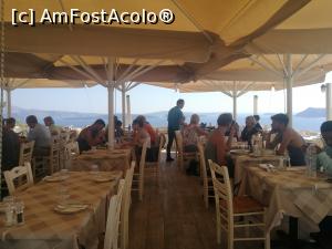 [P17] Taverna Thalami, Oia - terasa mare » foto by crismis
 - 
<span class="allrVoted glyphicon glyphicon-heart hidden" id="av1041260"></span>
<a class="m-l-10 hidden" id="sv1041260" onclick="voting_Foto_DelVot(,1041260,16774)" role="button">șterge vot <span class="glyphicon glyphicon-remove"></span></a>
<a id="v91041260" class=" c-red"  onclick="voting_Foto_SetVot(1041260)" role="button"><span class="glyphicon glyphicon-heart-empty"></span> <b>LIKE</b> = Votează poza</a> <img class="hidden"  id="f1041260W9" src="/imagini/loader.gif" border="0" /><span class="AjErrMes hidden" id="e1041260ErM"></span>