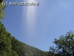 [P07] Stropi de apa stralucind in soare » foto by adrianaglogo
 - 
<span class="allrVoted glyphicon glyphicon-heart hidden" id="av764740"></span>
<a class="m-l-10 hidden" id="sv764740" onclick="voting_Foto_DelVot(,764740,16830)" role="button">șterge vot <span class="glyphicon glyphicon-remove"></span></a>
<a id="v9764740" class=" c-red"  onclick="voting_Foto_SetVot(764740)" role="button"><span class="glyphicon glyphicon-heart-empty"></span> <b>LIKE</b> = Votează poza</a> <img class="hidden"  id="f764740W9" src="/imagini/loader.gif" border="0" /><span class="AjErrMes hidden" id="e764740ErM"></span>