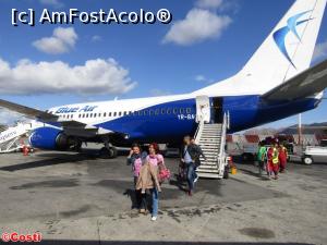 [P02] După nici două ore de zbor, aterizăm la Hania.  » foto by Costi
 - 
<span class="allrVoted glyphicon glyphicon-heart hidden" id="av798673"></span>
<a class="m-l-10 hidden" id="sv798673" onclick="voting_Foto_DelVot(,798673,16947)" role="button">șterge vot <span class="glyphicon glyphicon-remove"></span></a>
<a id="v9798673" class=" c-red"  onclick="voting_Foto_SetVot(798673)" role="button"><span class="glyphicon glyphicon-heart-empty"></span> <b>LIKE</b> = Votează poza</a> <img class="hidden"  id="f798673W9" src="/imagini/loader.gif" border="0" /><span class="AjErrMes hidden" id="e798673ErM"></span>