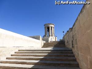 [P30] in La Valetta » foto by icata24
 - 
<span class="allrVoted glyphicon glyphicon-heart hidden" id="av539409"></span>
<a class="m-l-10 hidden" id="sv539409" onclick="voting_Foto_DelVot(,539409,17058)" role="button">șterge vot <span class="glyphicon glyphicon-remove"></span></a>
<a id="v9539409" class=" c-red"  onclick="voting_Foto_SetVot(539409)" role="button"><span class="glyphicon glyphicon-heart-empty"></span> <b>LIKE</b> = Votează poza</a> <img class="hidden"  id="f539409W9" src="/imagini/loader.gif" border="0" /><span class="AjErrMes hidden" id="e539409ErM"></span>