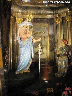 [P04] In grota, statuetele Fecioarei Maria cu coroana si Giannettei.  » foto by senateo
 - 
<span class="allrVoted glyphicon glyphicon-heart hidden" id="av548422"></span>
<a class="m-l-10 hidden" id="sv548422" onclick="voting_Foto_DelVot(,548422,17298)" role="button">șterge vot <span class="glyphicon glyphicon-remove"></span></a>
<a id="v9548422" class=" c-red"  onclick="voting_Foto_SetVot(548422)" role="button"><span class="glyphicon glyphicon-heart-empty"></span> <b>LIKE</b> = Votează poza</a> <img class="hidden"  id="f548422W9" src="/imagini/loader.gif" border="0" /><span class="AjErrMes hidden" id="e548422ErM"></span>