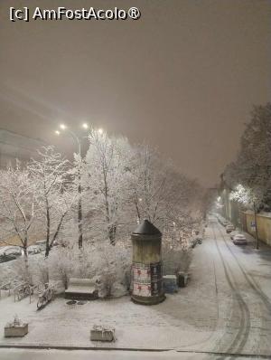 [P06] Imagine de la fereastra hotelului, seara, după 2 zile ploioase » foto by sagitarius70
 - 
<span class="allrVoted glyphicon glyphicon-heart hidden" id="av1519749"></span>
<a class="m-l-10 hidden" id="sv1519749" onclick="voting_Foto_DelVot(,1519749,17319)" role="button">șterge vot <span class="glyphicon glyphicon-remove"></span></a>
<a id="v91519749" class=" c-red"  onclick="voting_Foto_SetVot(1519749)" role="button"><span class="glyphicon glyphicon-heart-empty"></span> <b>LIKE</b> = Votează poza</a> <img class="hidden"  id="f1519749W9" src="/imagini/loader.gif" border="0" /><span class="AjErrMes hidden" id="e1519749ErM"></span>