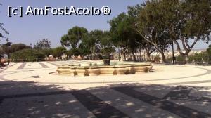 [P26] Fantana Wignacourt din Gradina Sfantul Filip. » foto by ovidiuyepi
 - 
<span class="allrVoted glyphicon glyphicon-heart hidden" id="av1231521"></span>
<a class="m-l-10 hidden" id="sv1231521" onclick="voting_Foto_DelVot(,1231521,17454)" role="button">șterge vot <span class="glyphicon glyphicon-remove"></span></a>
<a id="v91231521" class=" c-red"  onclick="voting_Foto_SetVot(1231521)" role="button"><span class="glyphicon glyphicon-heart-empty"></span> <b>LIKE</b> = Votează poza</a> <img class="hidden"  id="f1231521W9" src="/imagini/loader.gif" border="0" /><span class="AjErrMes hidden" id="e1231521ErM"></span>